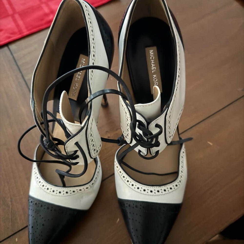 Michael Kors Black and White Heels - Picture 4 of 4